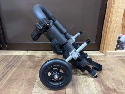 山形県のミニチュアダックスフンド　コタロウちゃんの車椅子